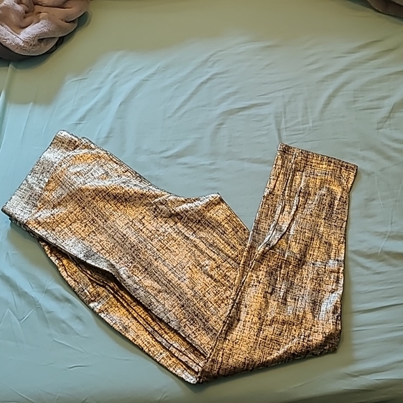 Torrid Gold Leggings - Picture 4 of 4